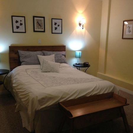 The Treehouse Bed And Breakfast Flesherton Dış mekan fotoğraf