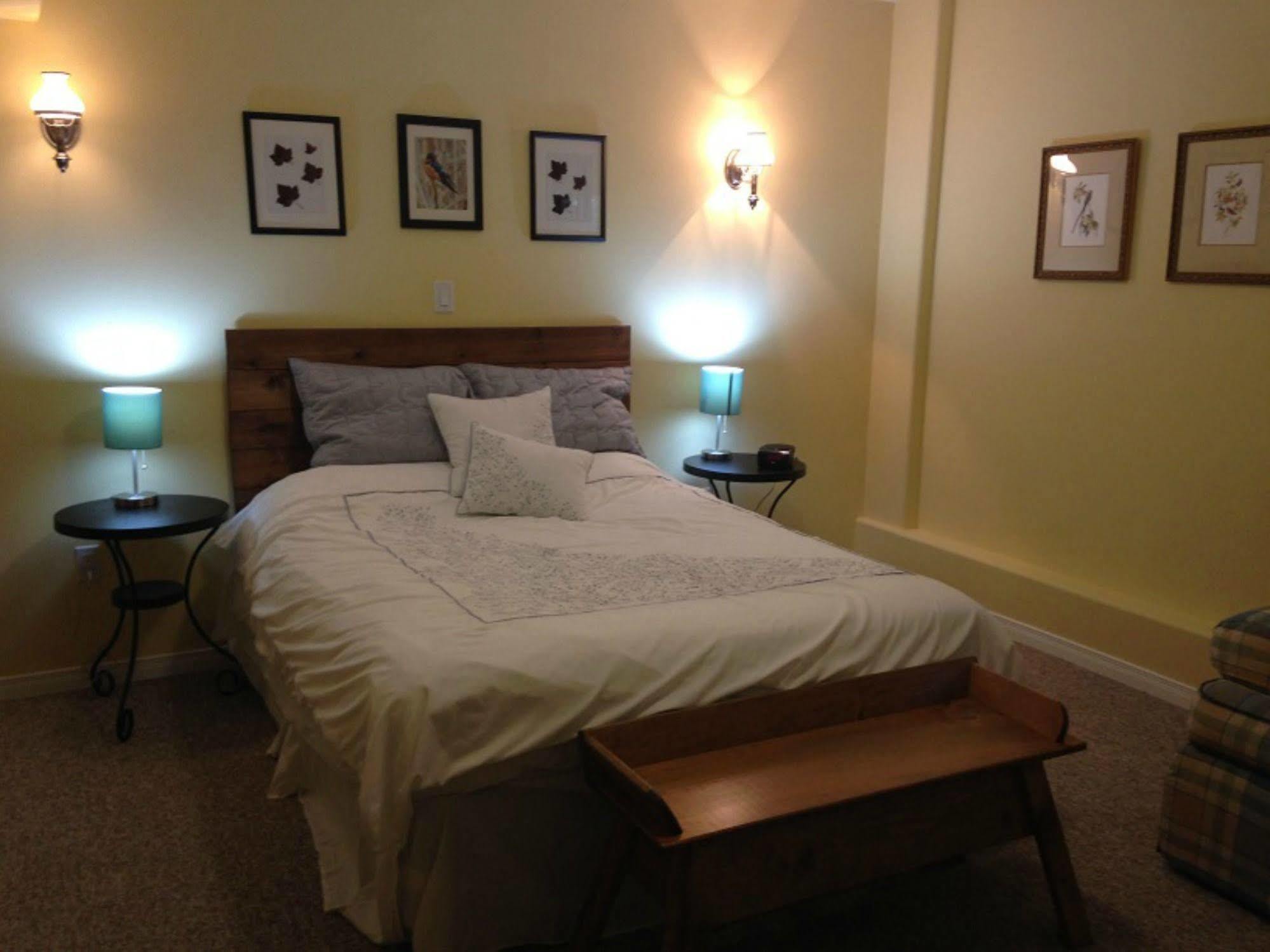 The Treehouse Bed And Breakfast Flesherton Dış mekan fotoğraf